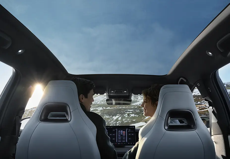 Das Panoramadach mit elektrischem Sonnenschutz