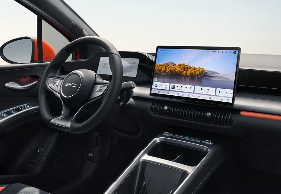 12,8-Zoll-Touchscreen mit integrierten Google-Apps